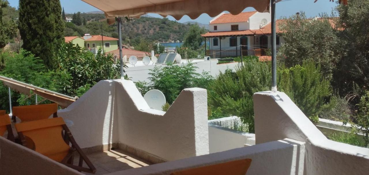 Athina Studio Apartments Кервели Экстерьер фото