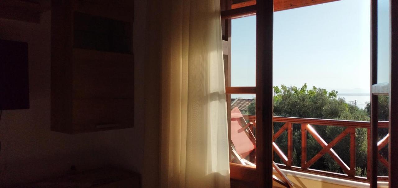 Athina Studio Apartments Кервели Экстерьер фото