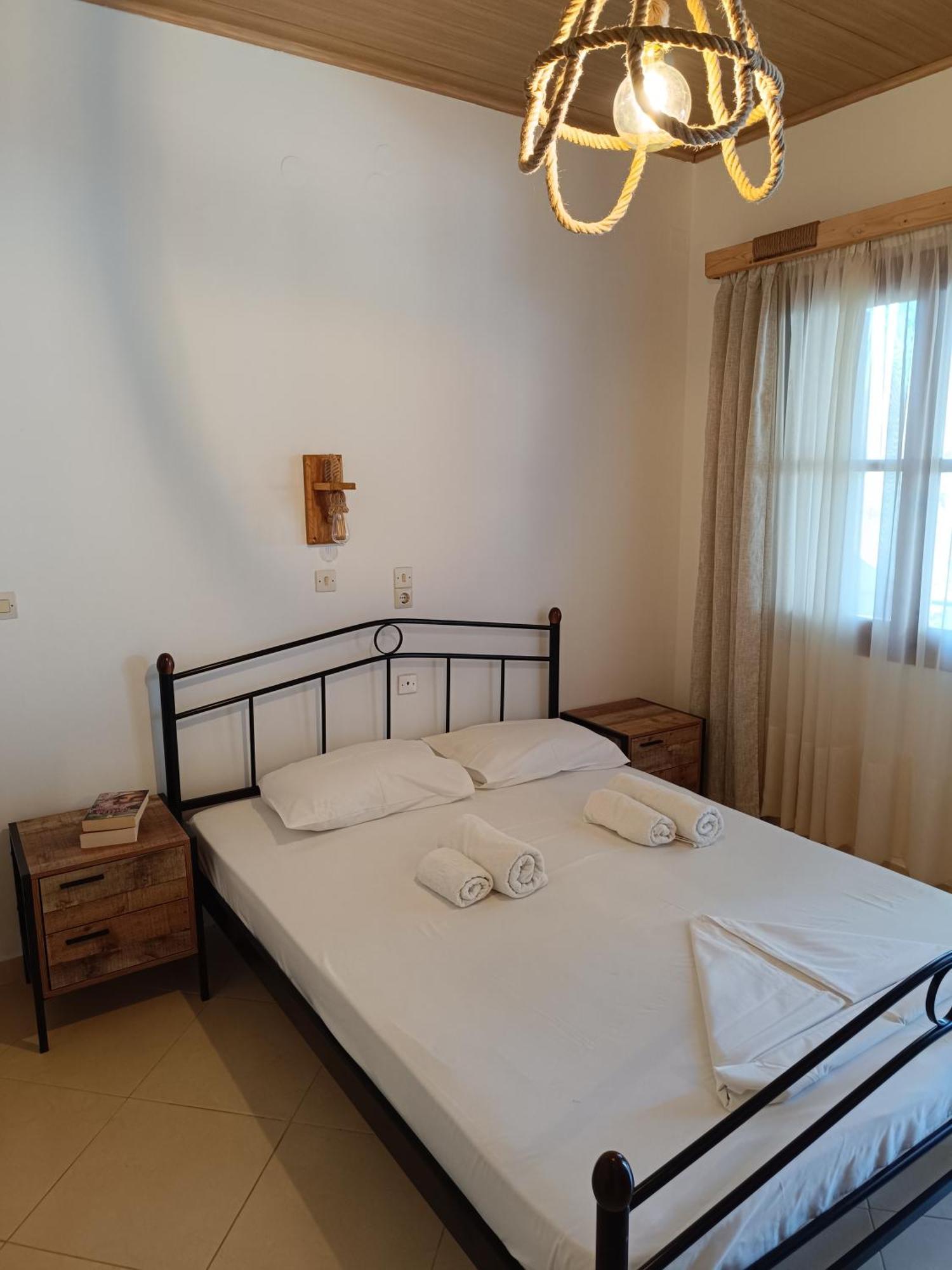 Athina Studio Apartments Кервели Экстерьер фото