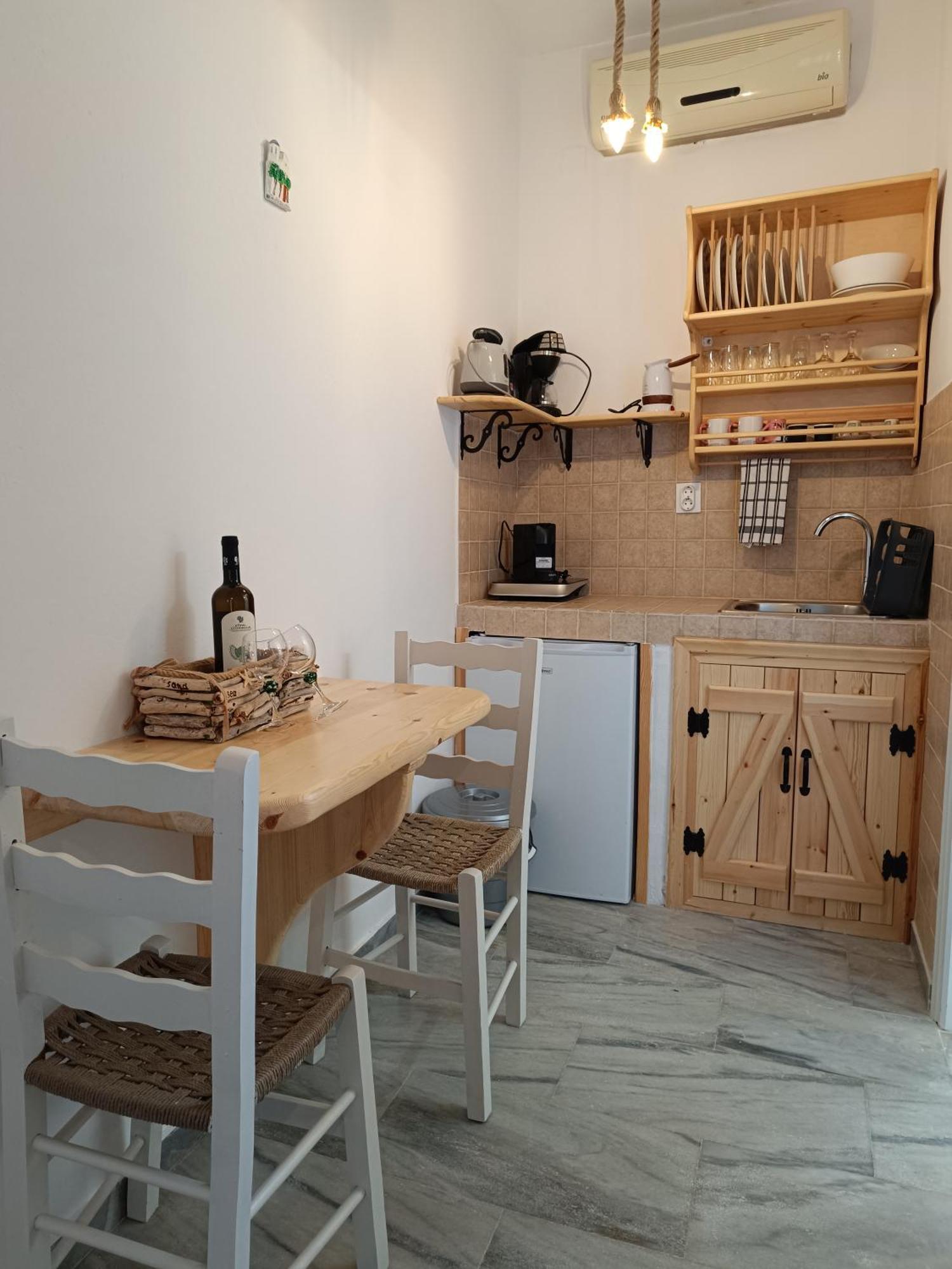 Athina Studio Apartments Кервели Экстерьер фото