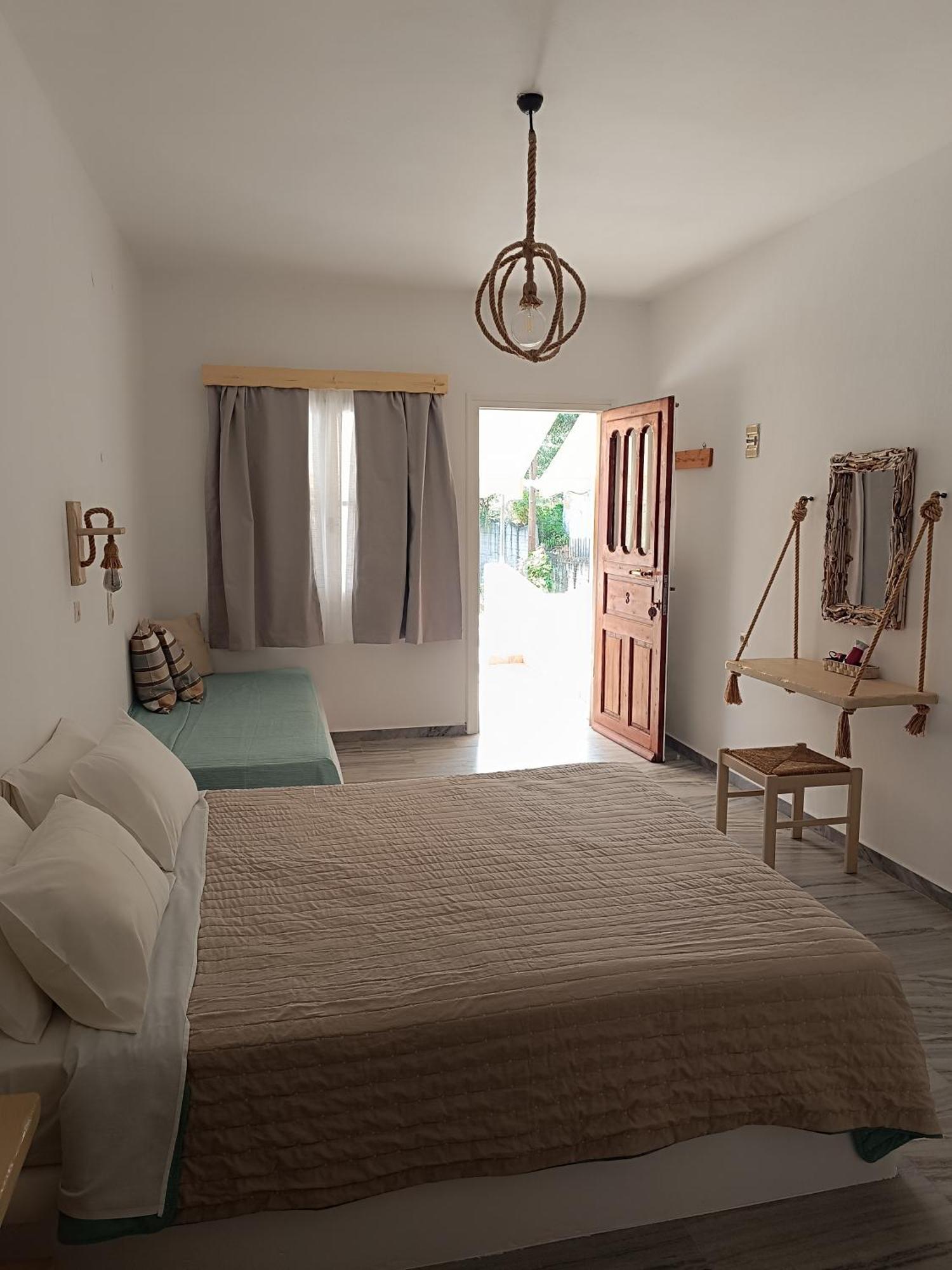 Athina Studio Apartments Кервели Экстерьер фото