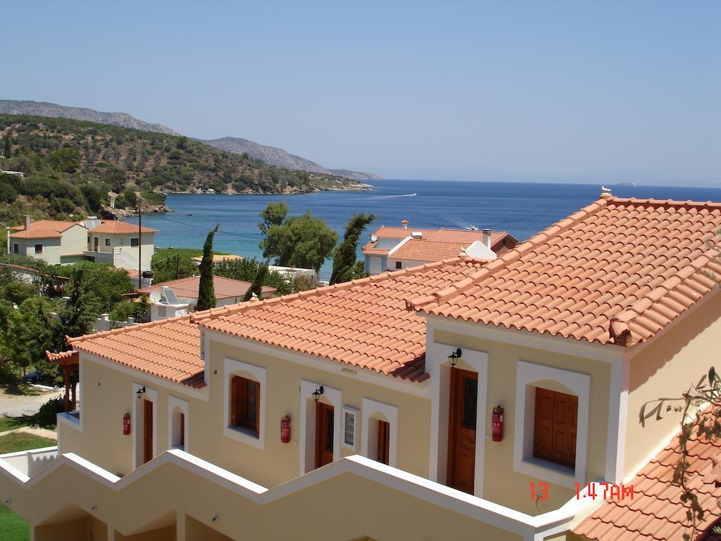 Athina Studio Apartments Кервели Экстерьер фото